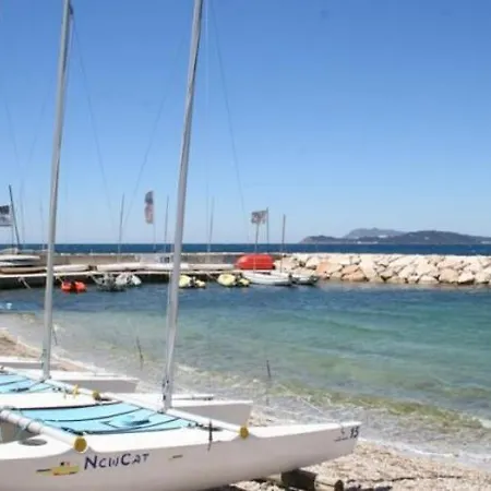 Recente 100m2, A 50mplage Piscine Privee Clim Parking Dom wakacyjny Le Pradet